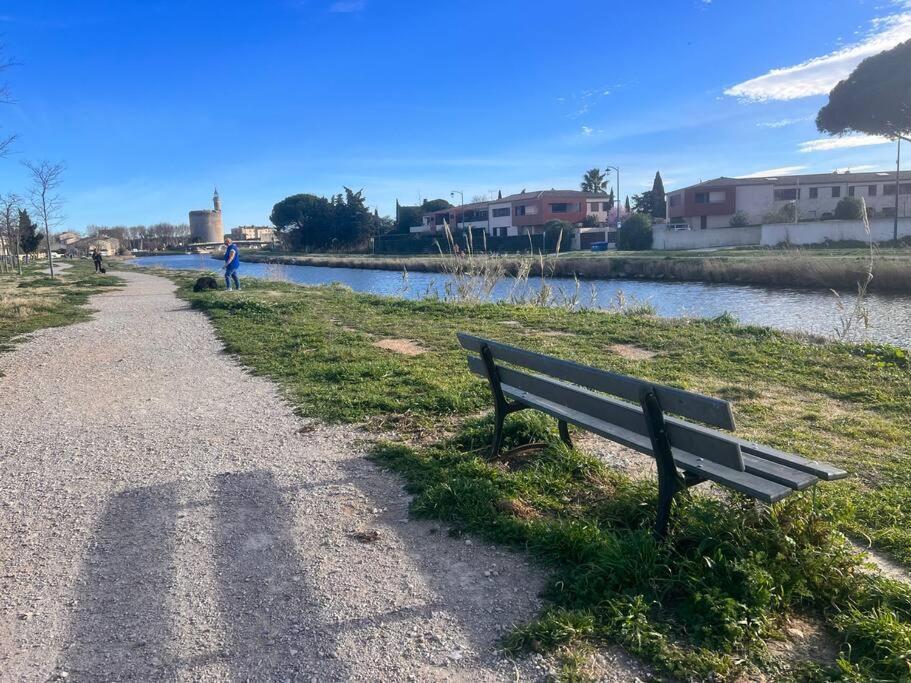 Maison A 800M Des Remparts Aigues-Mortes Extérieur photo